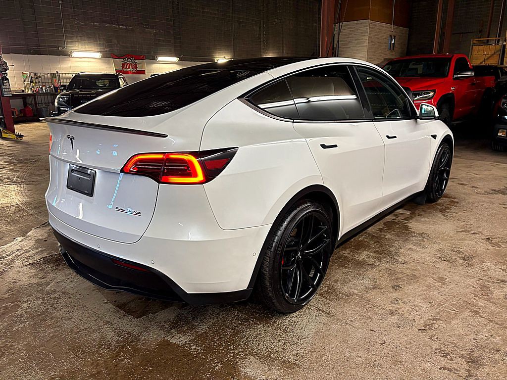 2021 Tesla Model Y Image 6