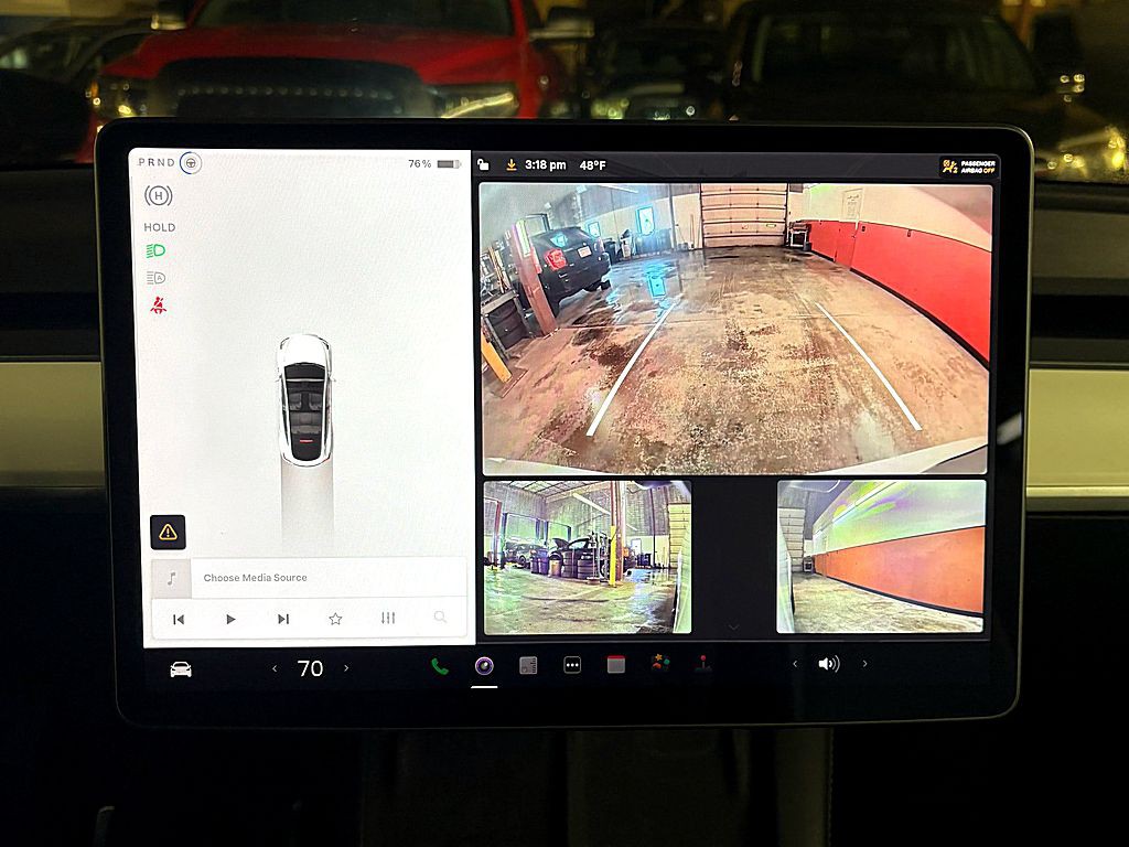 2021 Tesla Model Y Image 14