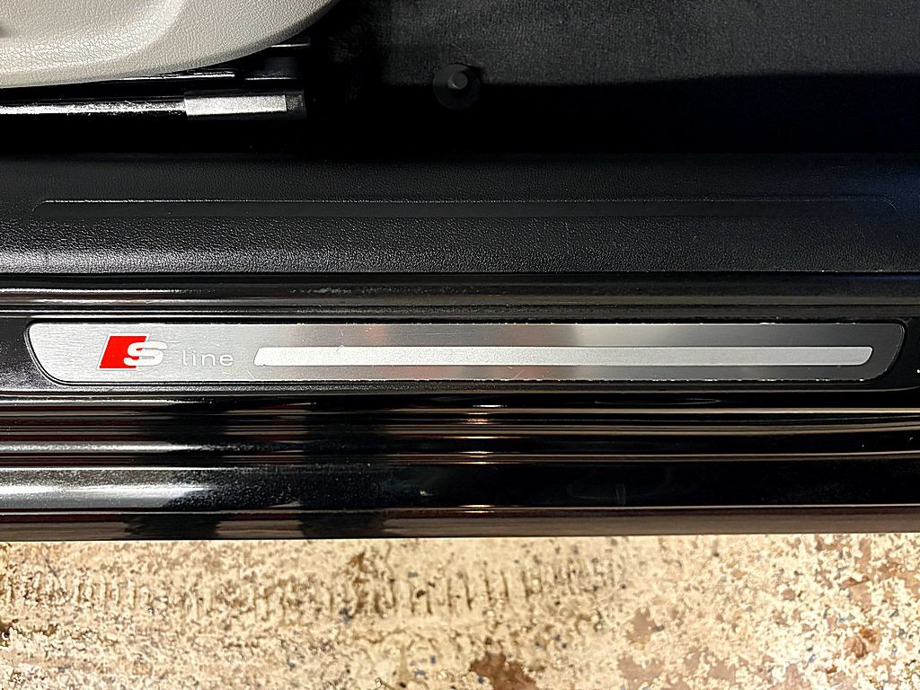 2014 Audi A4 Image 28