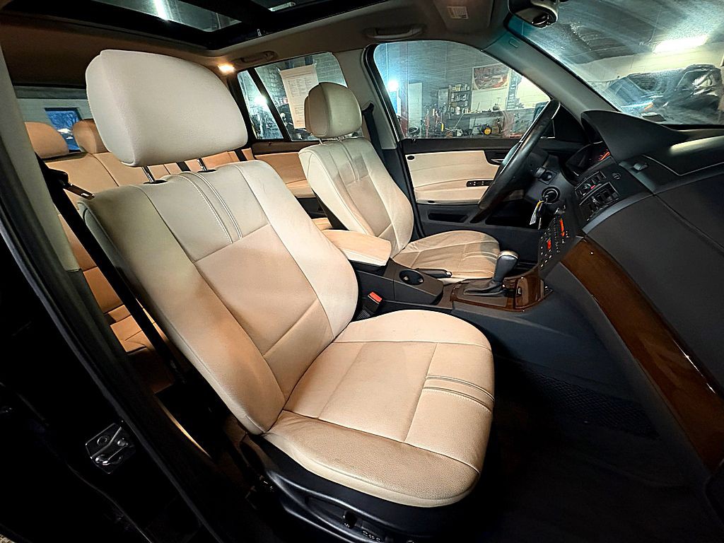 2009 BMW X3 Image 24