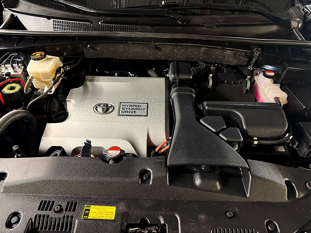 2016 Toyota Highlander Image 2