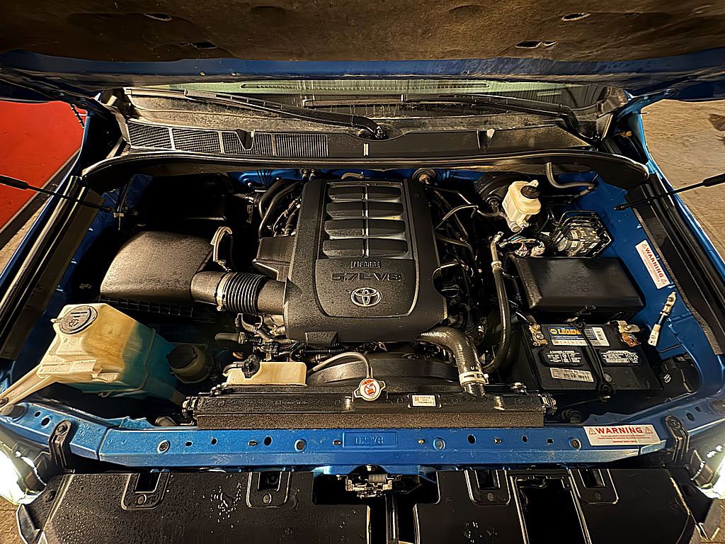 2018 Toyota Tundra Image 2