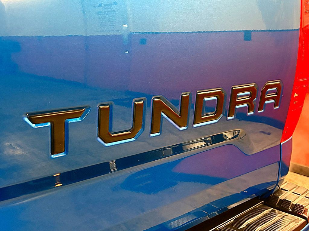 2018 Toyota Tundra Image 32