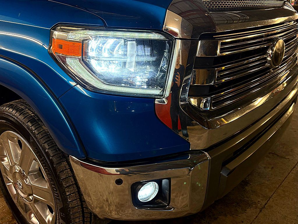 2018 Toyota Tundra Image 34