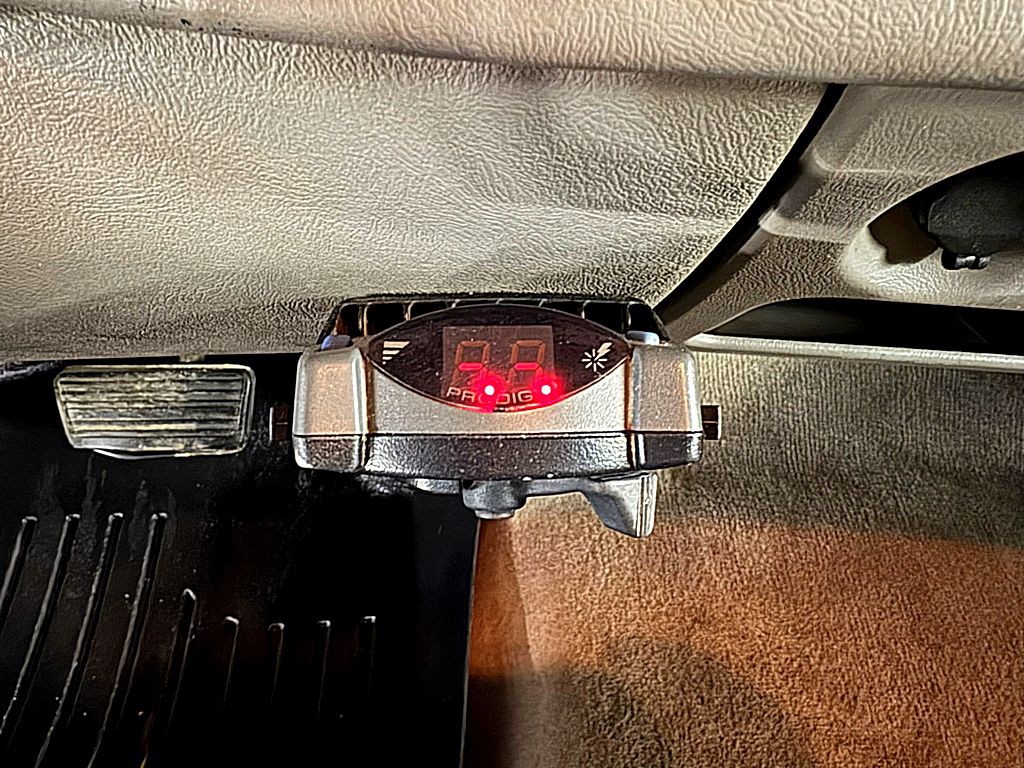 2003 GMC Sierra Image 15