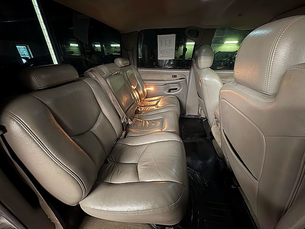 2003 GMC Sierra Image 21