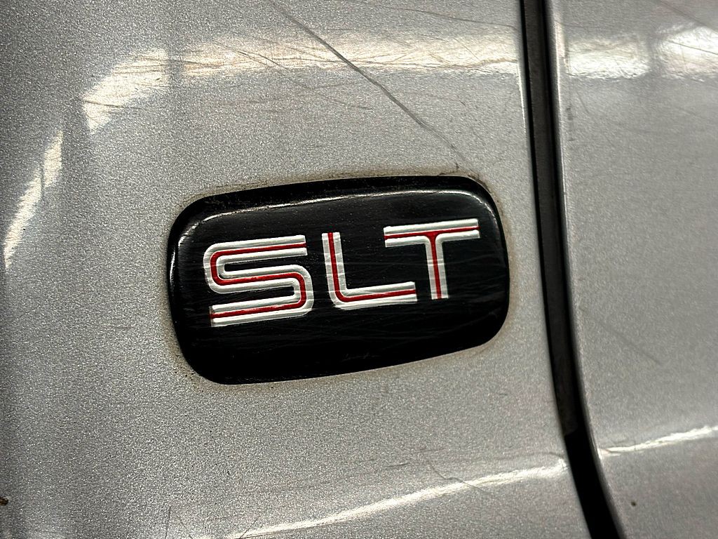 2003 GMC Sierra Image 26