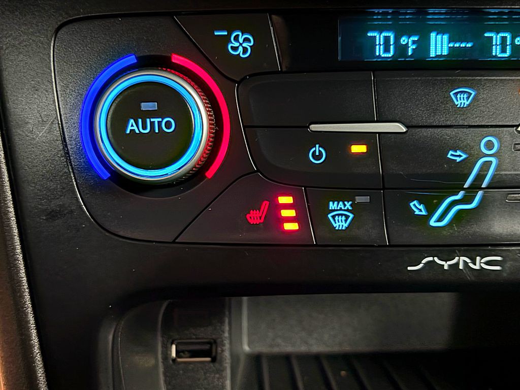 2018 Ford Focus Image 14