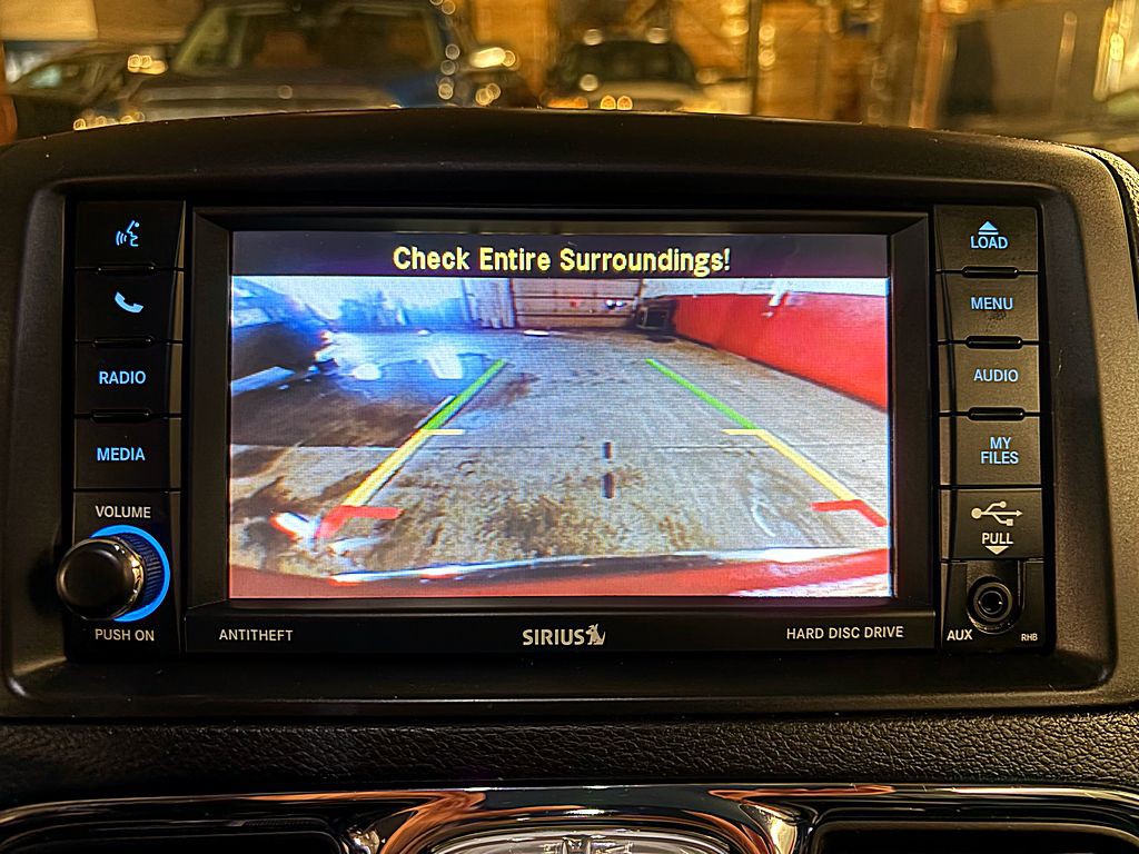 2016 Chrysler Town & Country Image 15