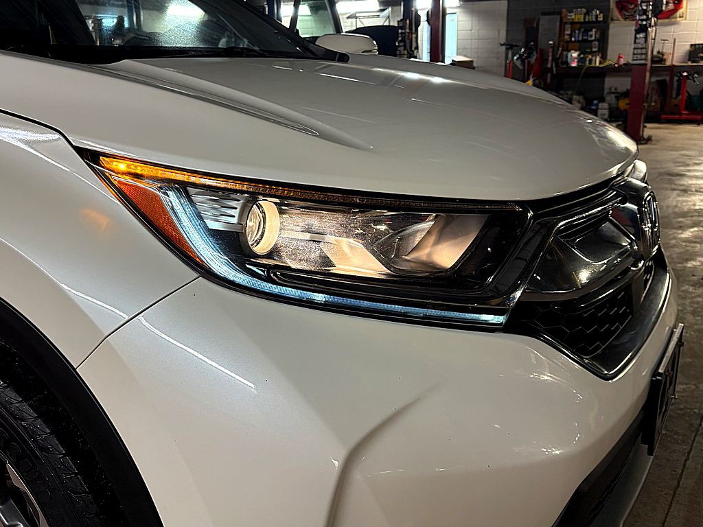 2017 Honda CR-V Image 28