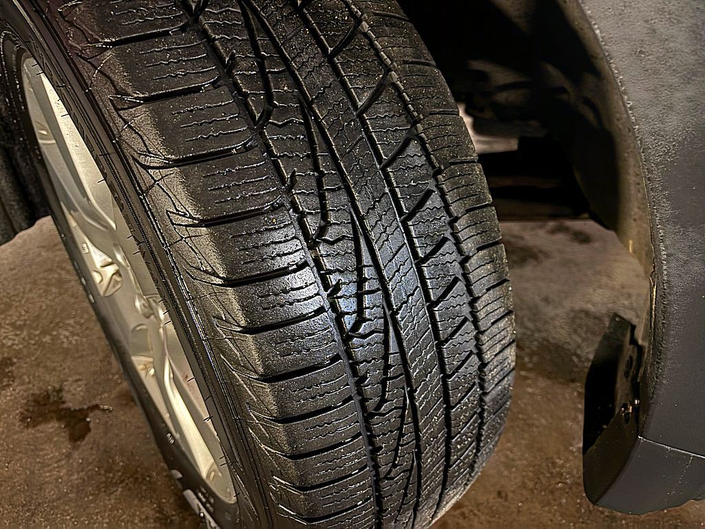 2010 Subaru Outback Image 3