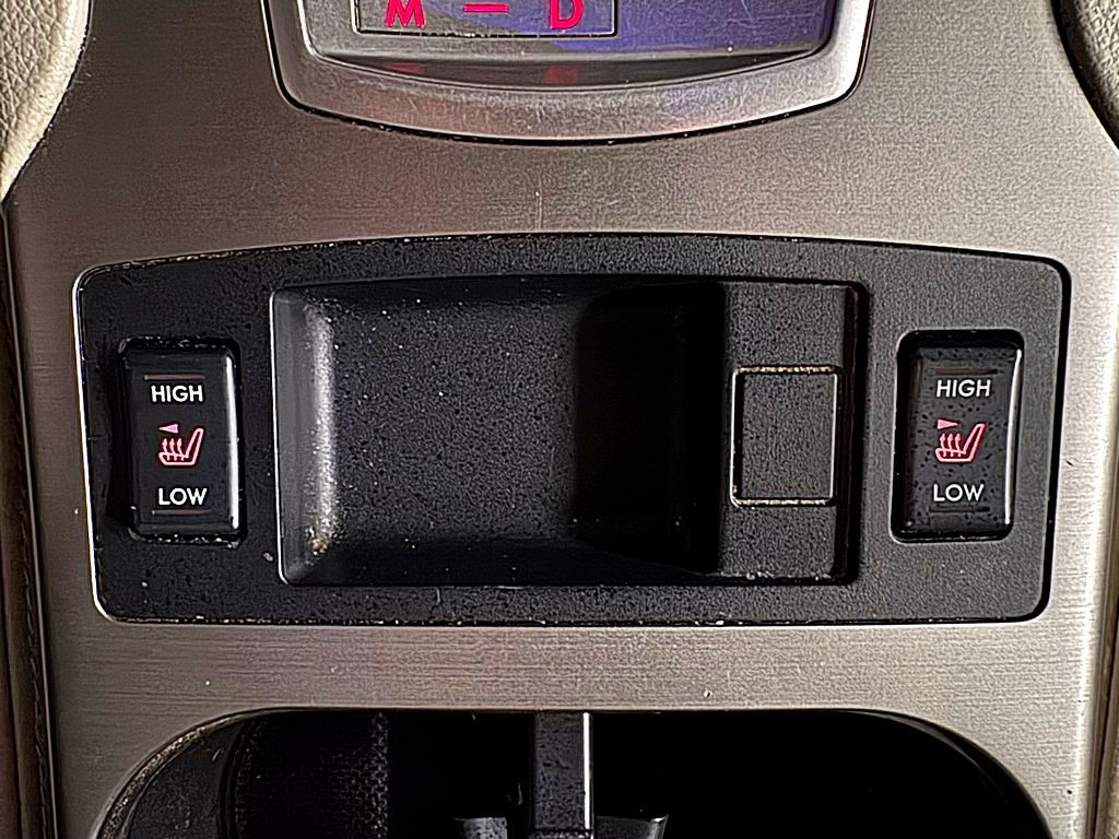 2010 Subaru Outback Image 14