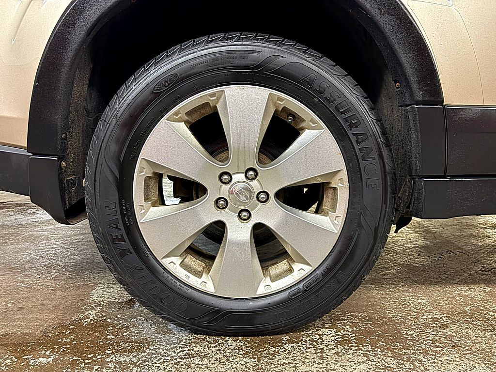 2010 Subaru Outback Image 22
