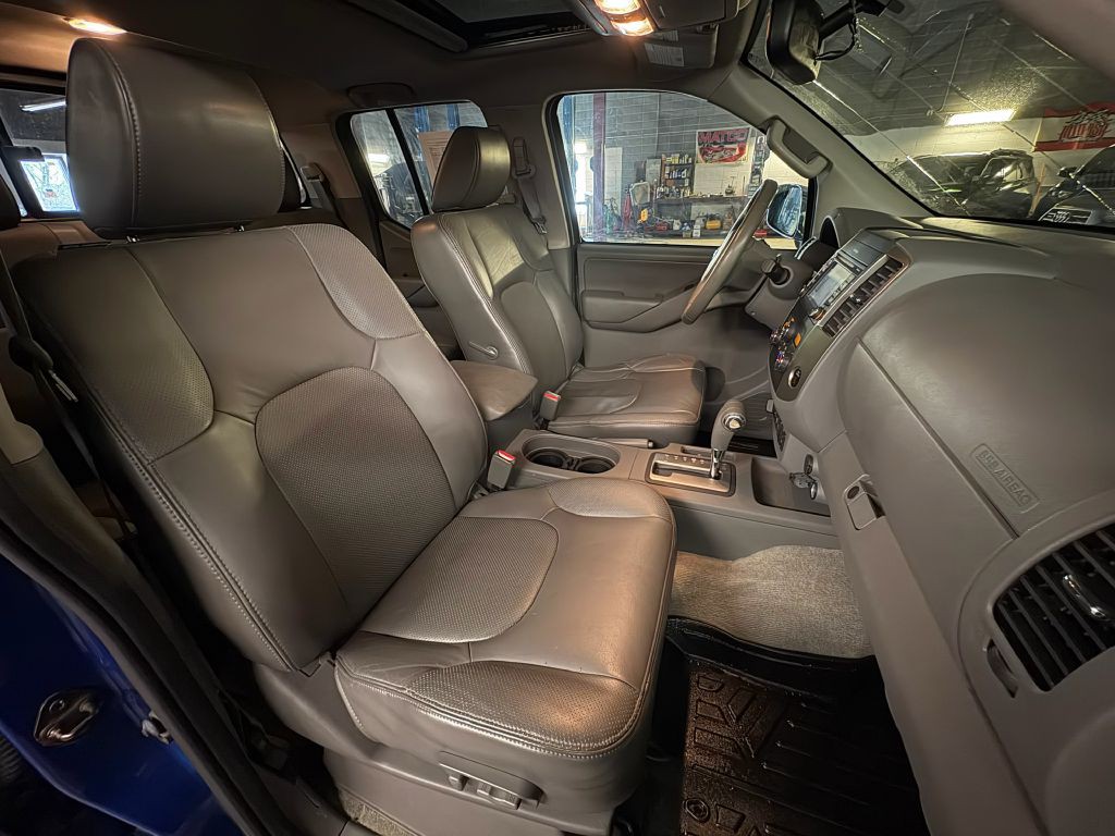 2014 Nissan Frontier Image 24