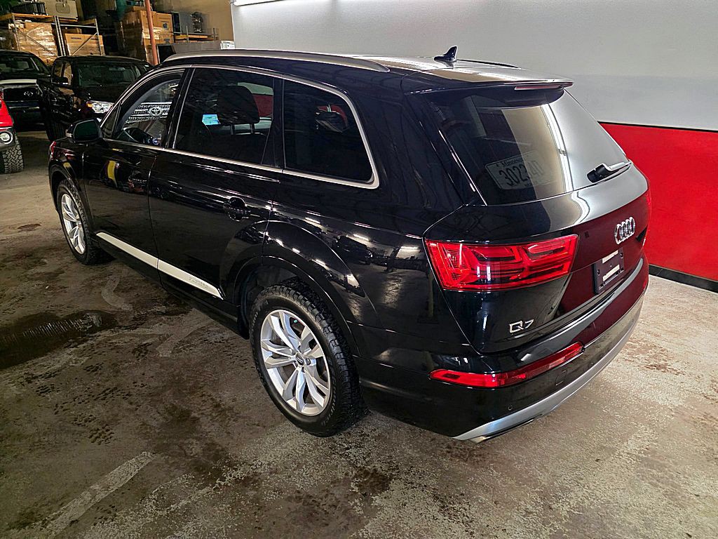 2018 Audi Q7 Image 5
