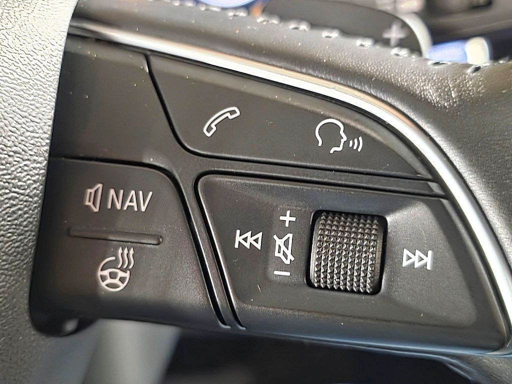 2018 Audi Q7 Image 12