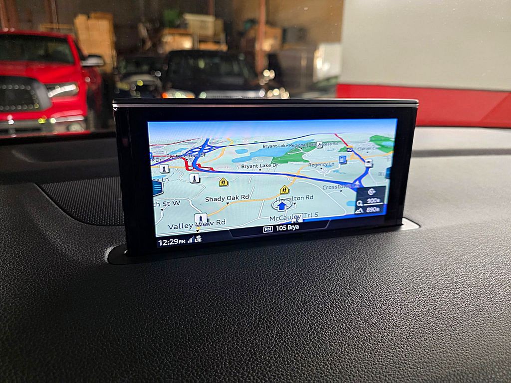 2018 Audi Q7 Image 14