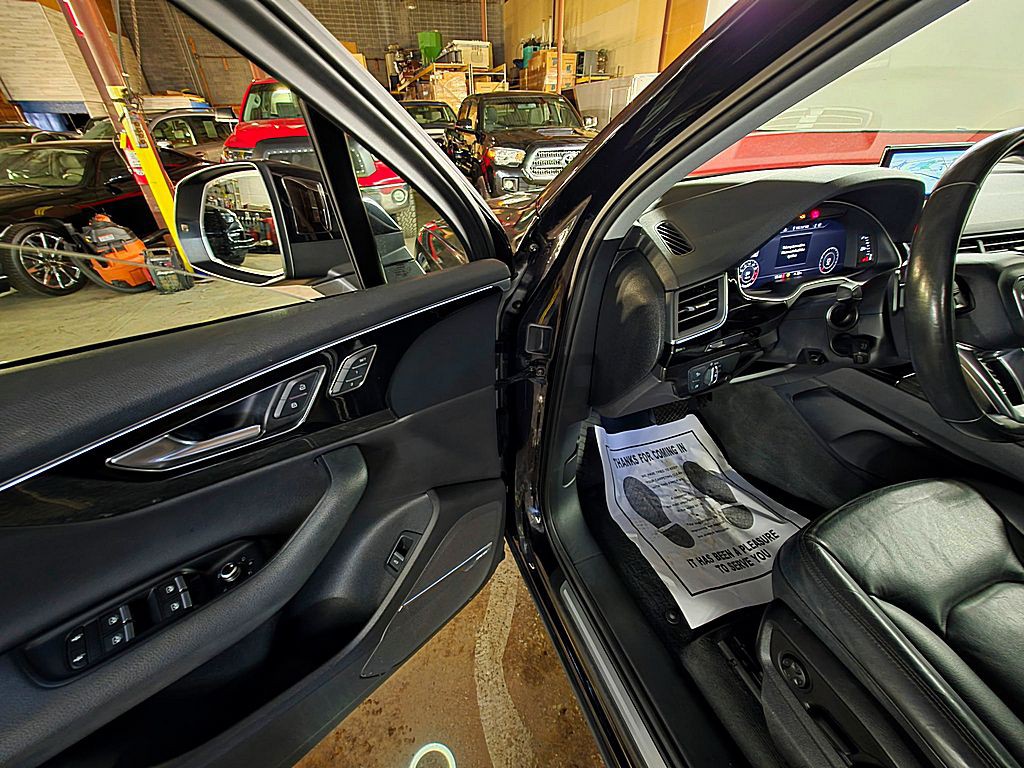 2018 Audi Q7 Image 15