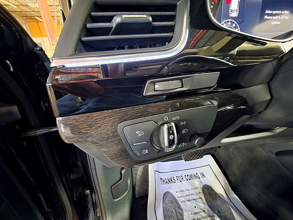 2018 Audi Q7 Image 18