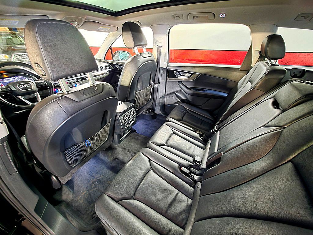 2018 Audi Q7 Image 19