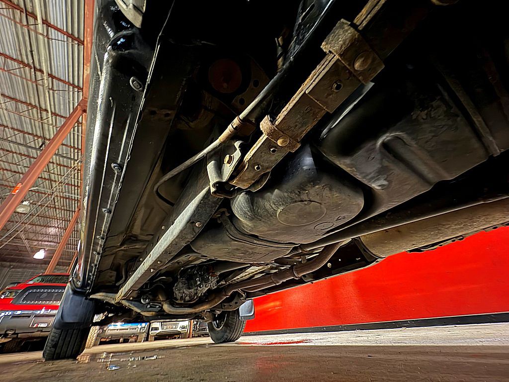 2017 Toyota Tacoma Image 32