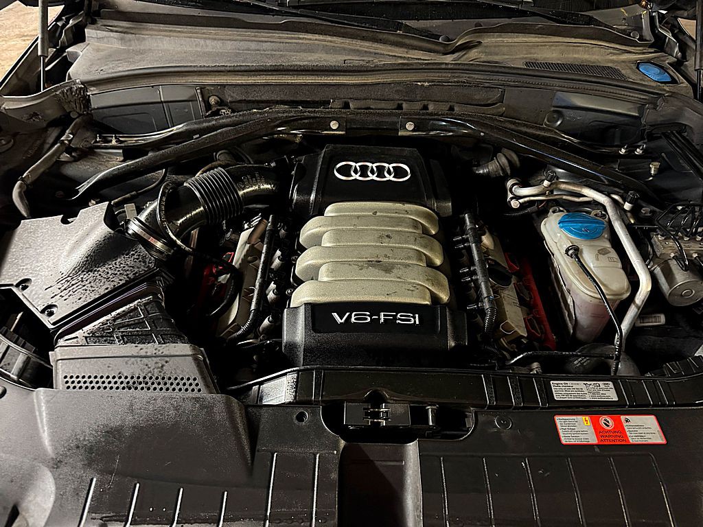 2010 Audi Q5 Image 2