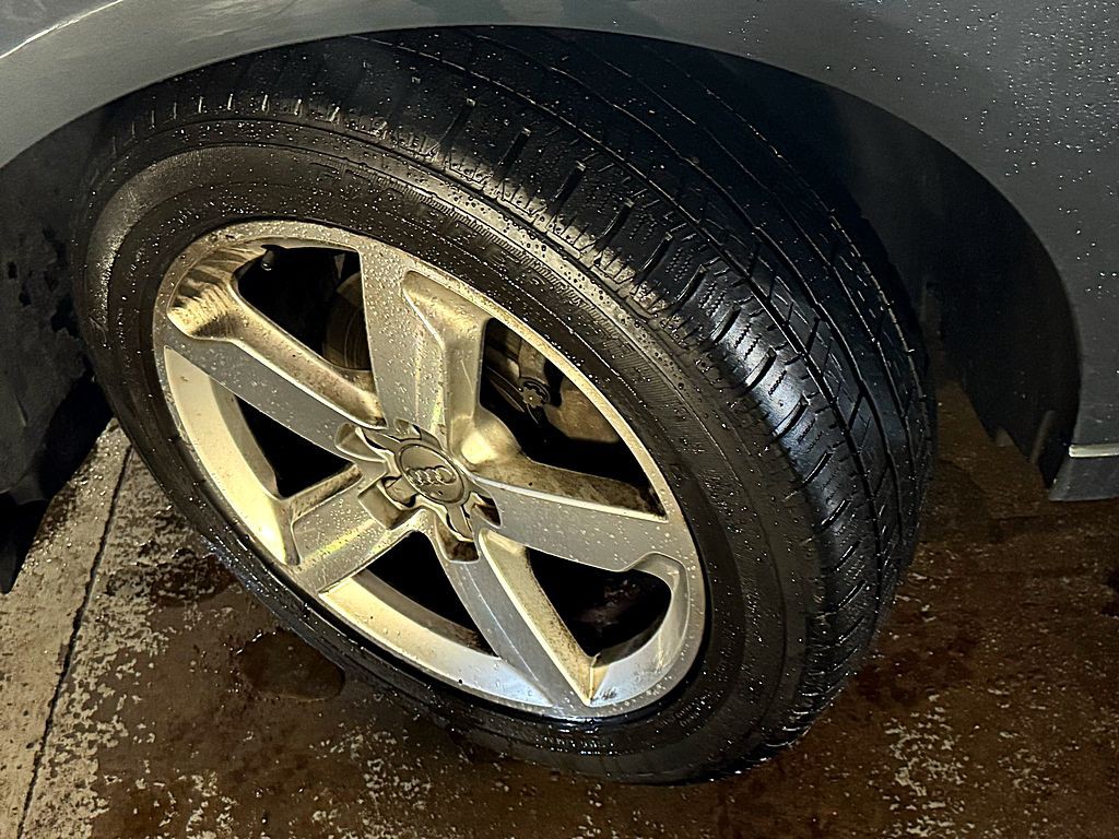 2010 Audi Q5 Image 3