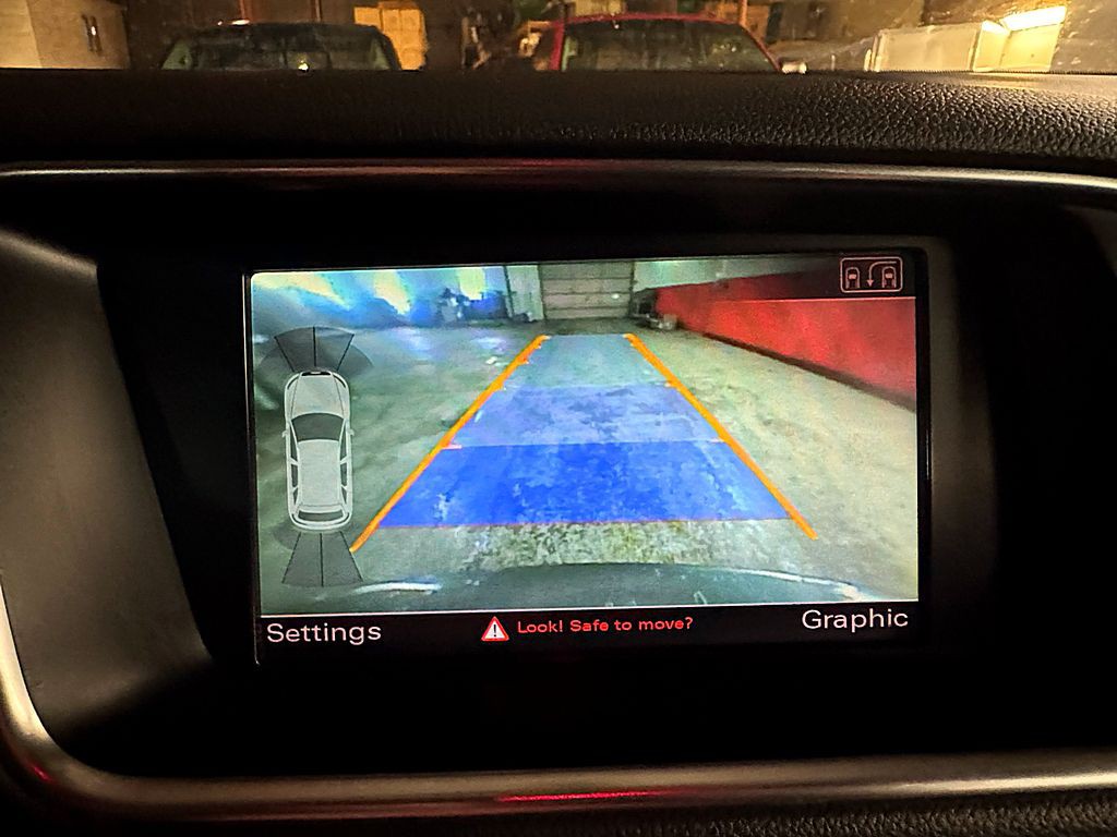 2010 Audi Q5 Image 14