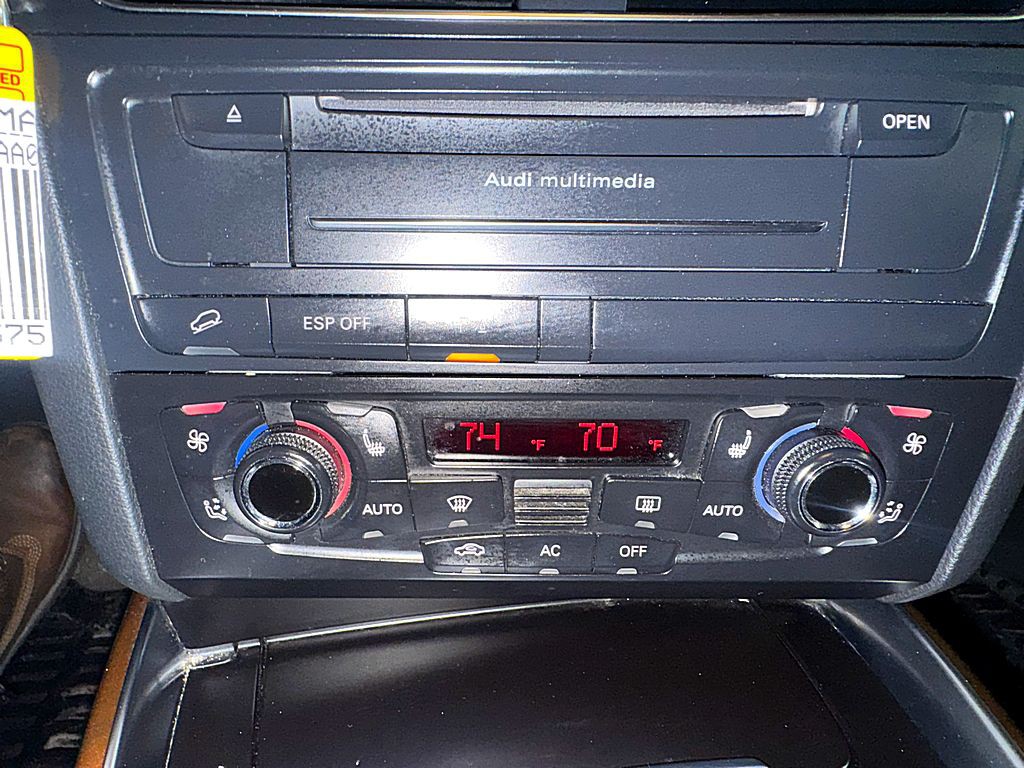 2010 Audi Q5 Image 17