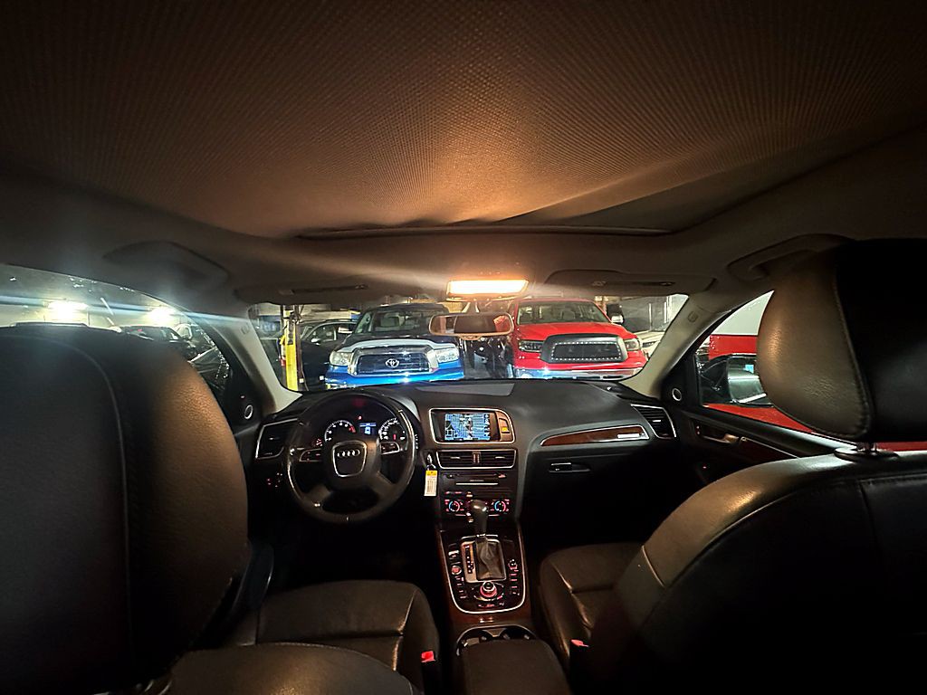 2010 Audi Q5 Image 19