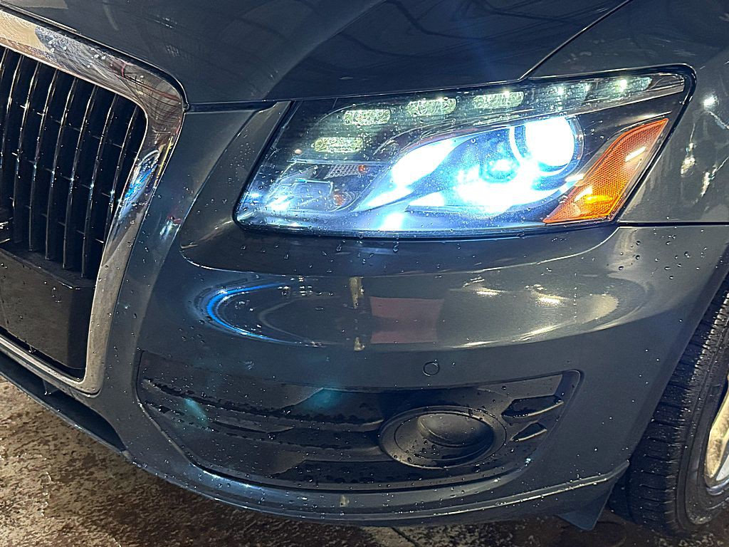 2010 Audi Q5 Image 31