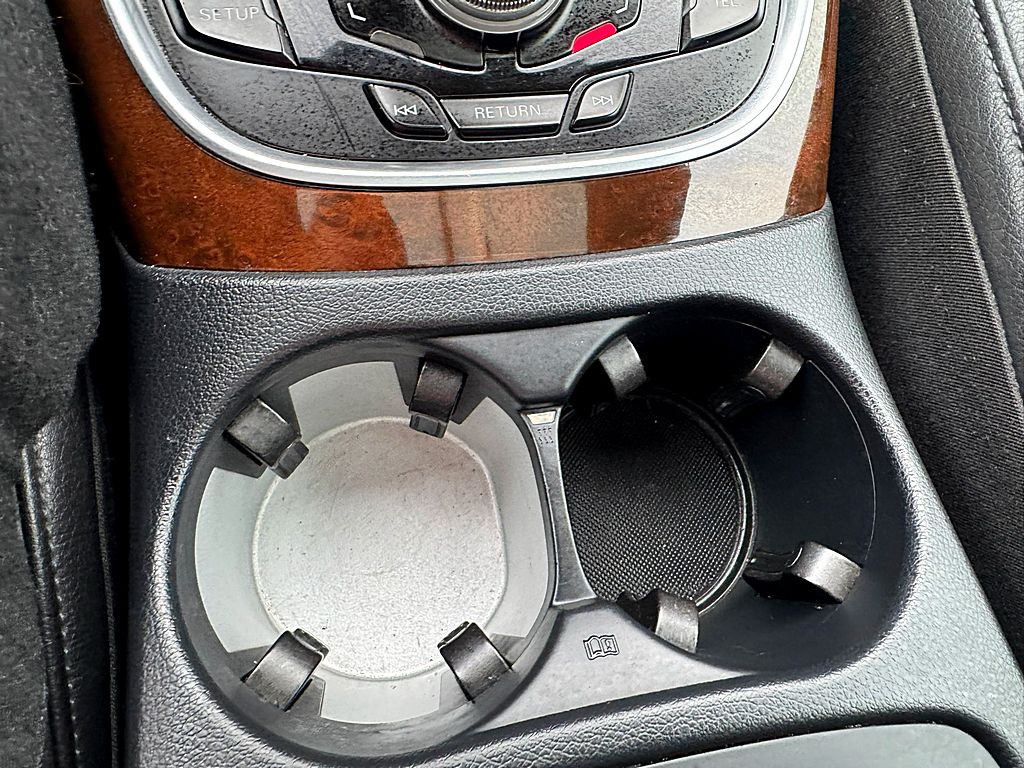 2010 Audi Q5 Image 33