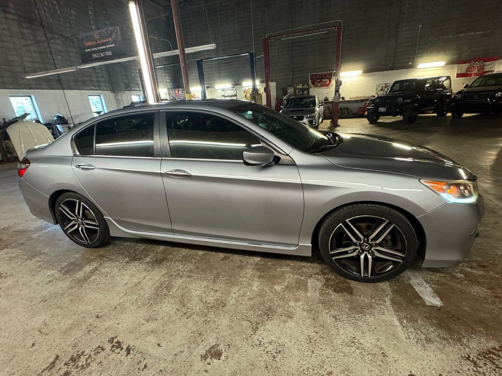 2016 Honda Accord Image 8