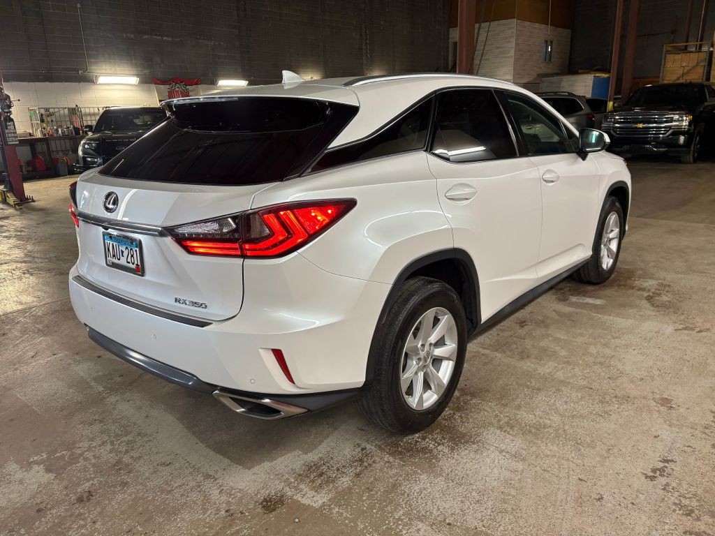2017 Lexus RX Image 7