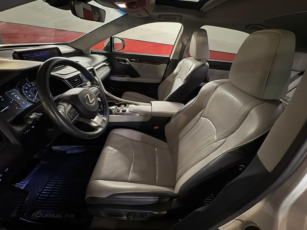 2017 Lexus RX Image 10