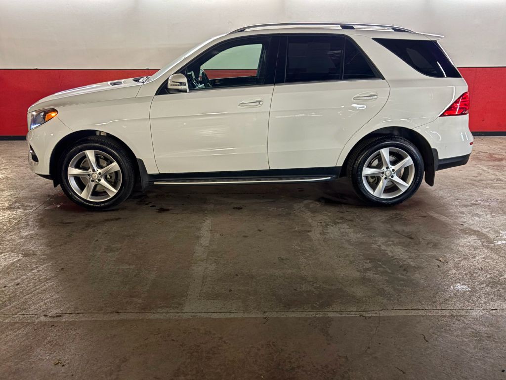 2016 Mercedes-Benz GLE-Class Image 4