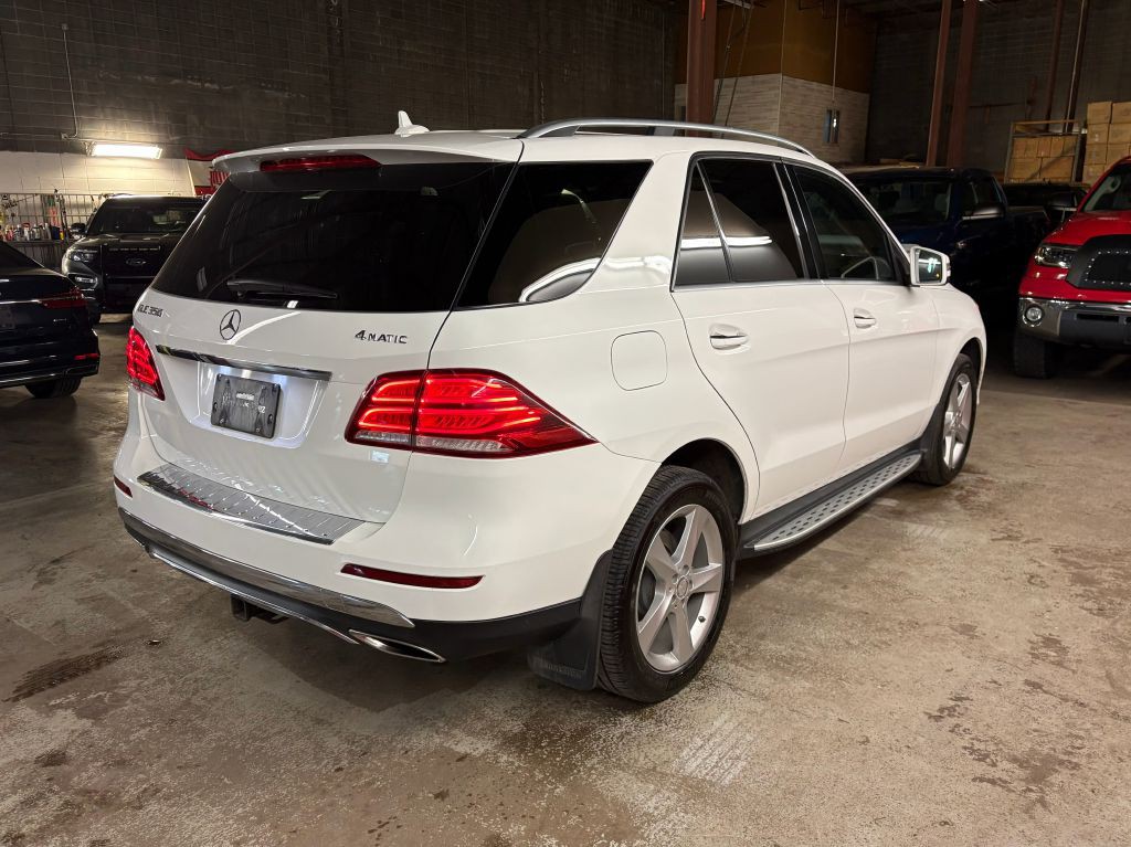 2016 Mercedes-Benz GLE-Class Image 7