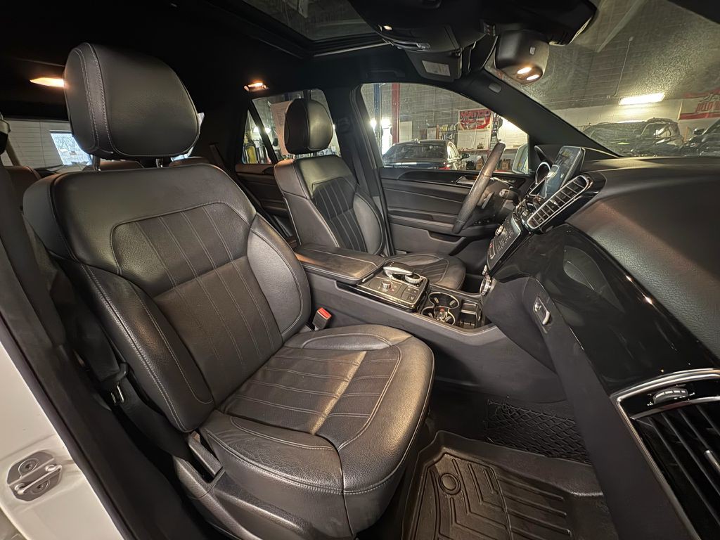 2016 Mercedes-Benz GLE-Class Image 26