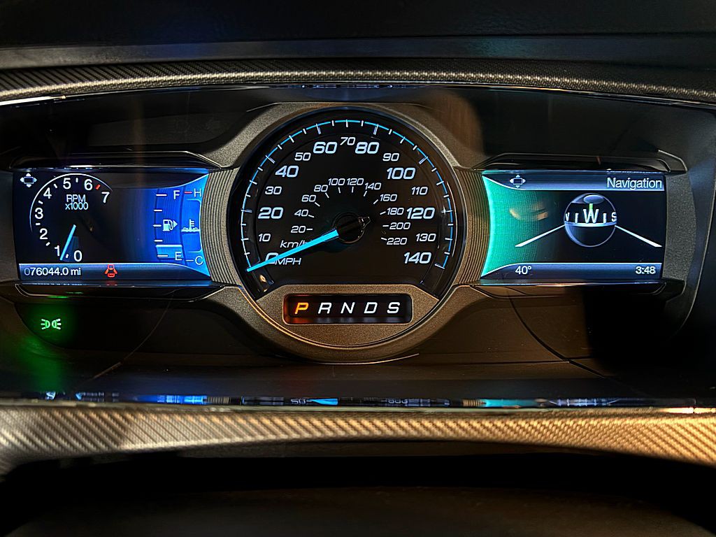 2015 Ford Taurus Image 12