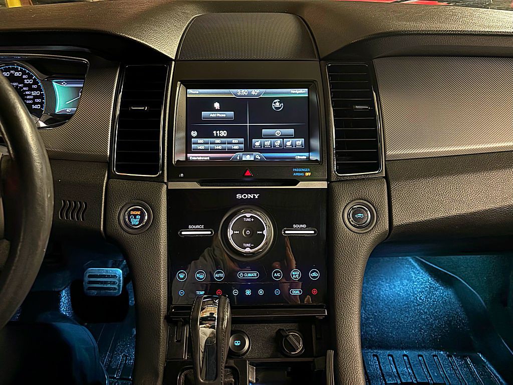 2015 Ford Taurus Image 13