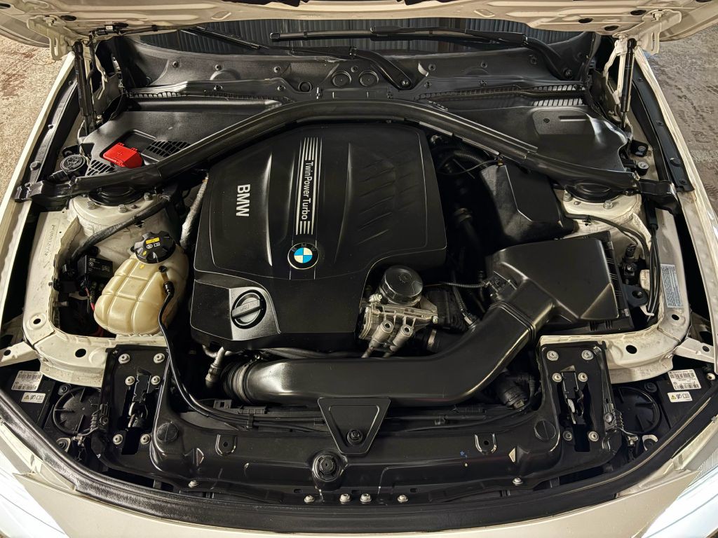 2015 BMW 4 Series Image 2