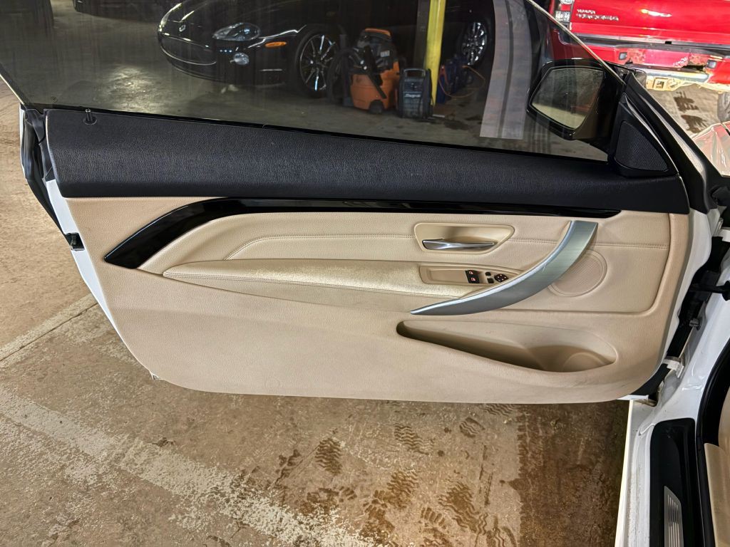 2015 BMW 4 Series Image 20