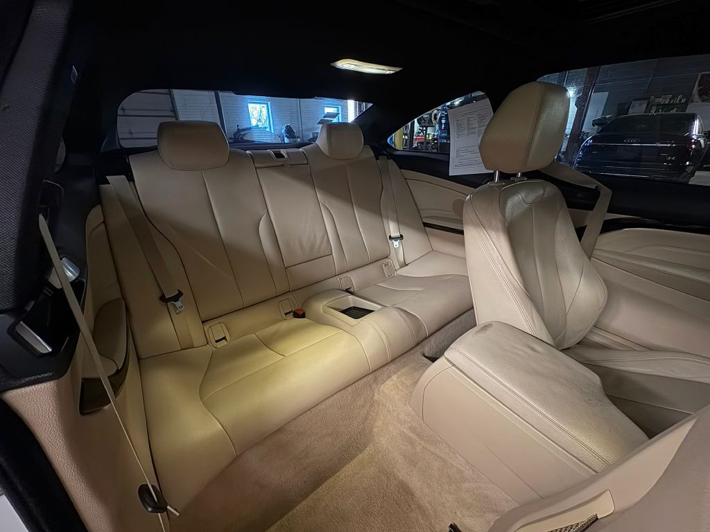 2015 BMW 4 Series Image 24