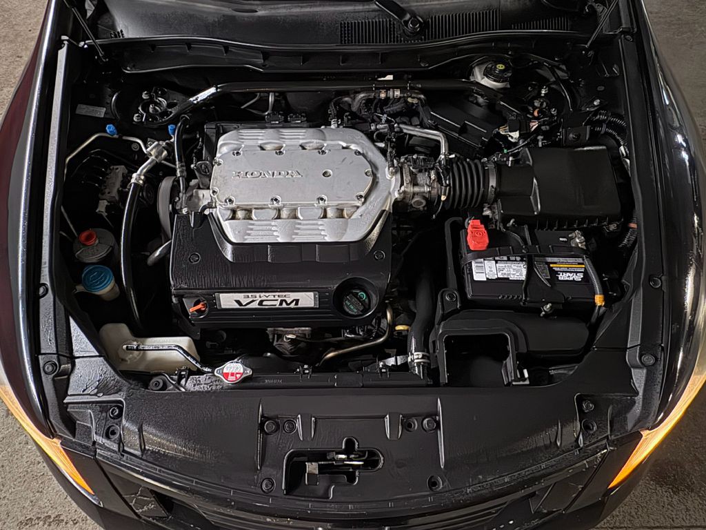 2008 Honda Accord Image 2