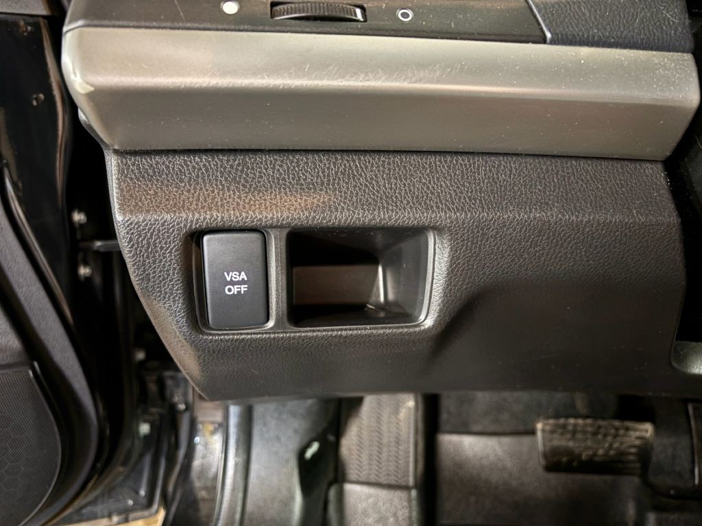 2008 Honda Accord Image 17