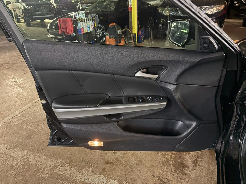 2008 Honda Accord Image 18