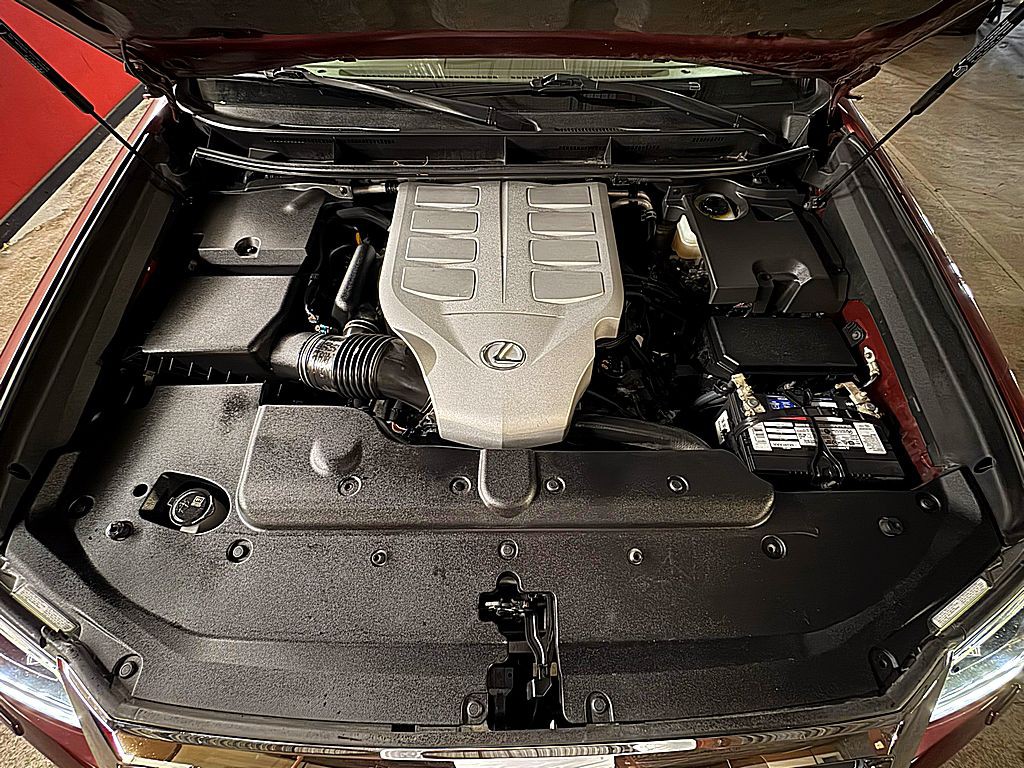 2015 Lexus GX Image 2