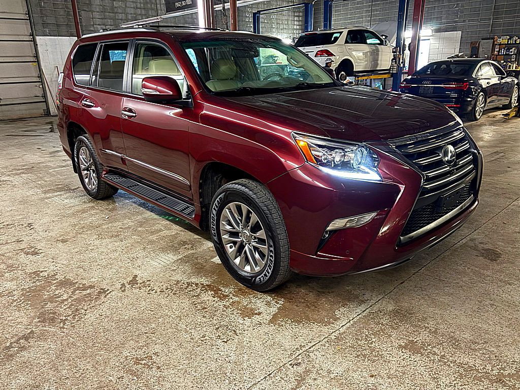 2015 Lexus GX Image 8