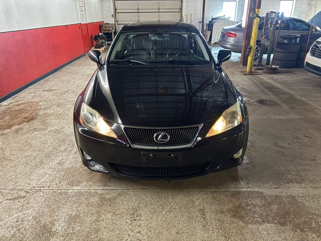 2008 Lexus IS Image 9