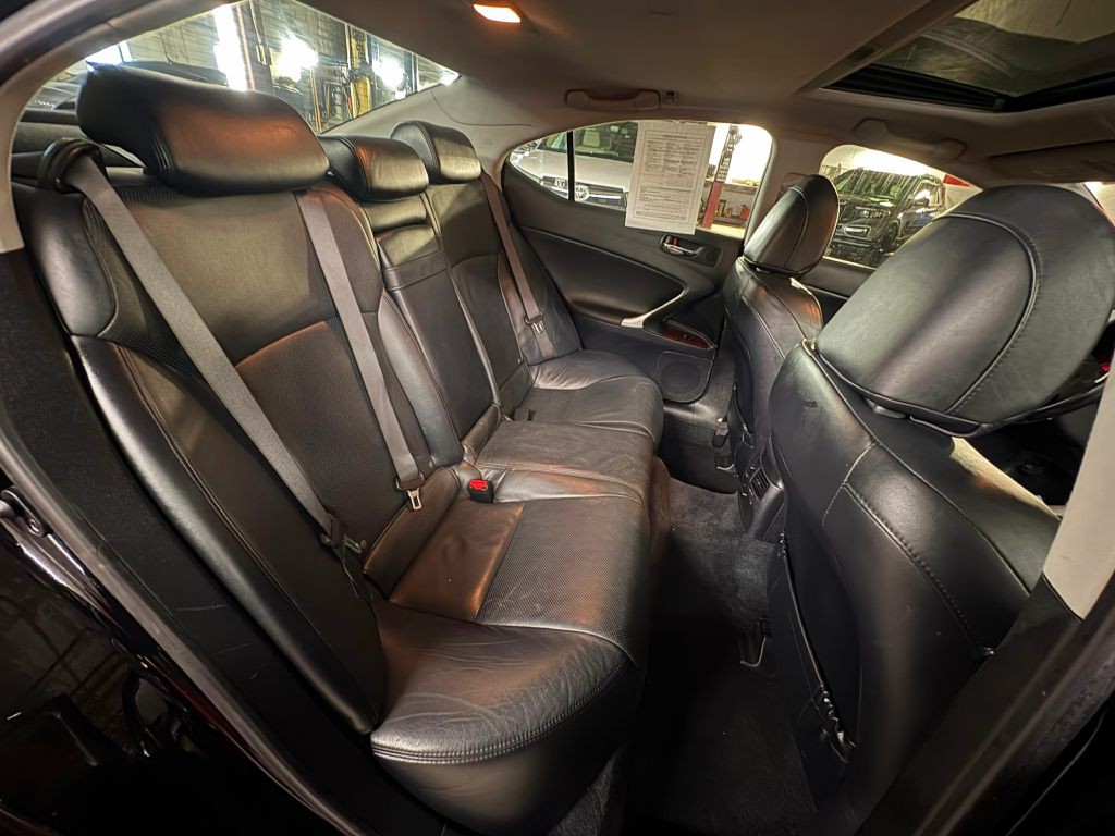2008 Lexus IS Image 21